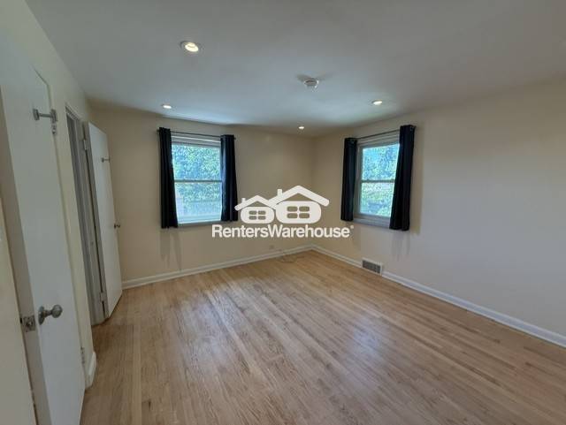 Building Photo - 1535 Hudson St