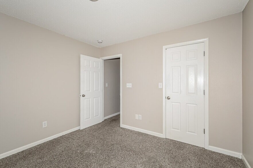 Building Photo - 9671 Jackson Way