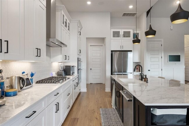 Building Photo - 1293 Gato del Sol Ave