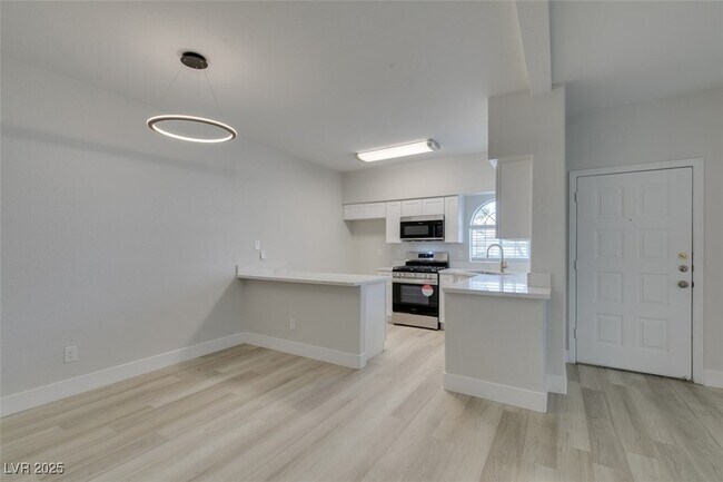 Building Photo - 2251 Wigwam Pkwy