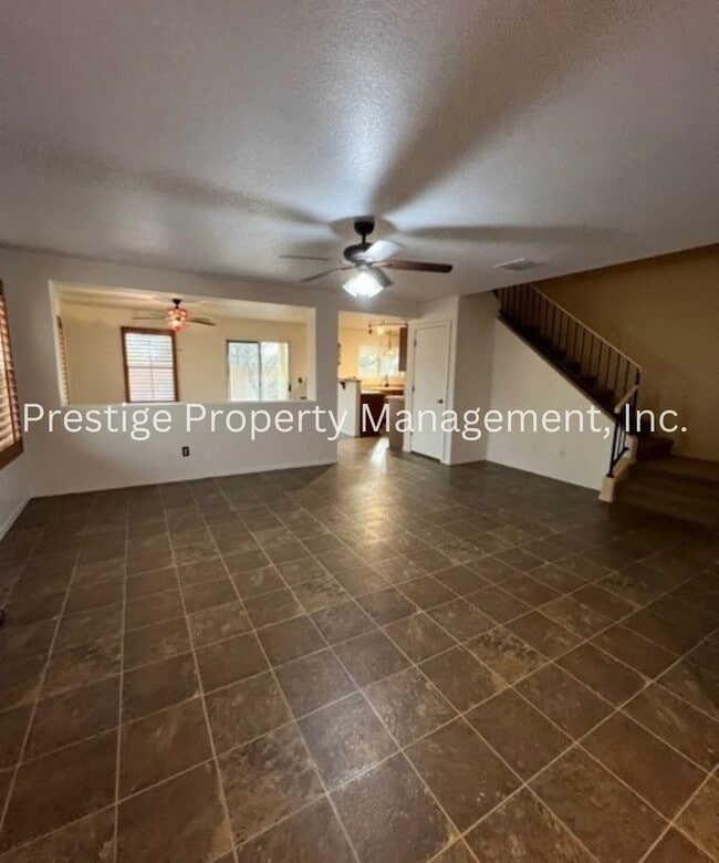 Building Photo - Large Sahuarita home in a cul-de-sac!