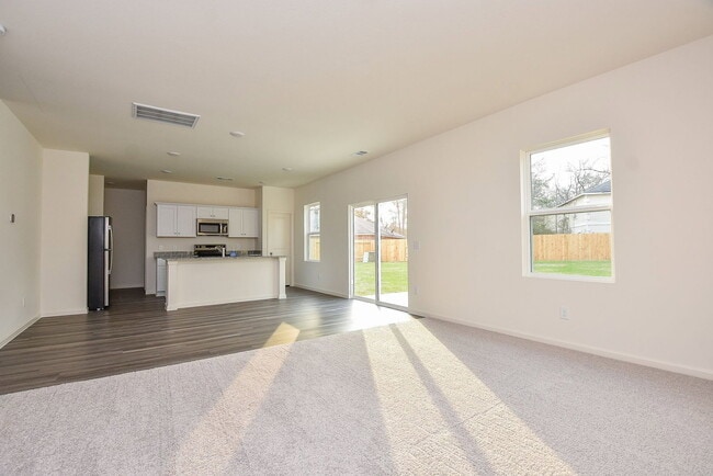 Building Photo - 3603 Admiralty Dr