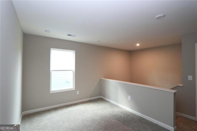 Building Photo - 334 Traminer Wy