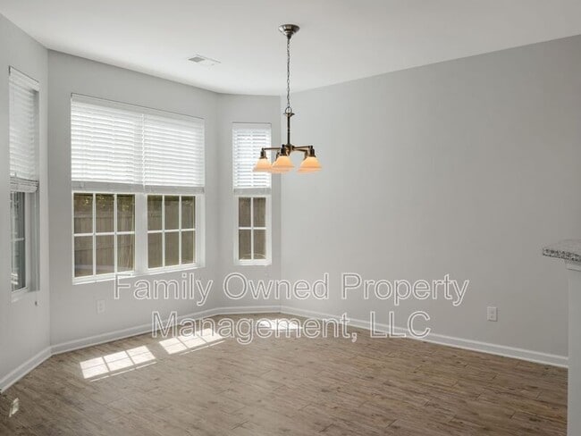 Building Photo - 8968 E Cat Tail Pond Rd