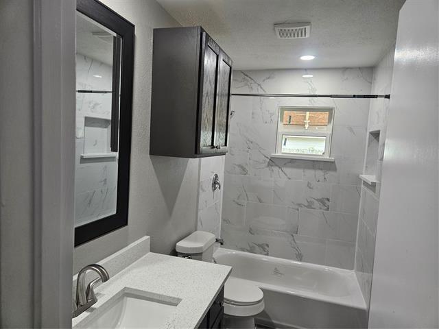 Building Photo - 918 Lindy Ct
