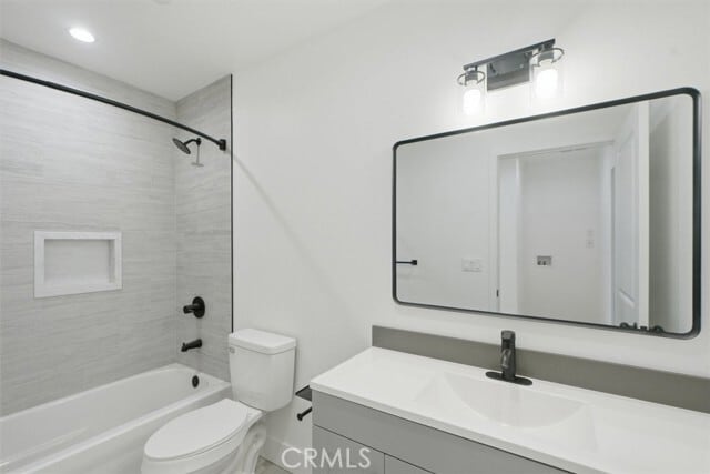 Building Photo - 14014 Hubbard St