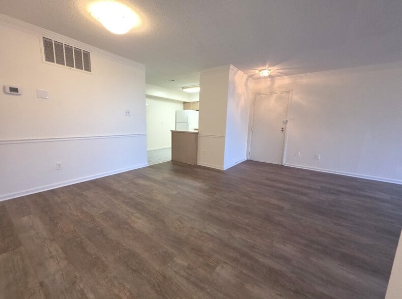 Dining Room/Living Room - 3115 Patrick Henry Dr