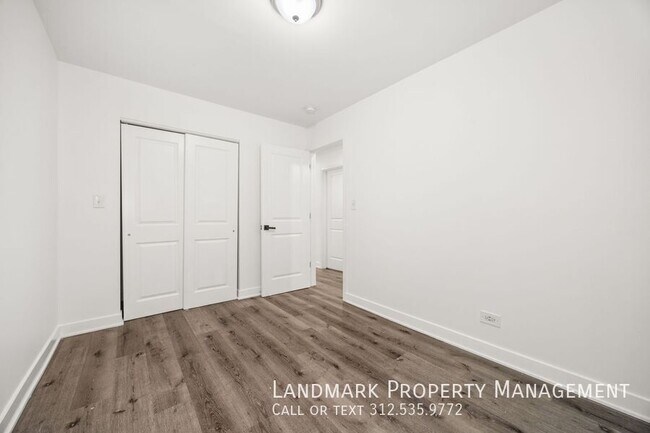 Building Photo - 2038 W 21st St