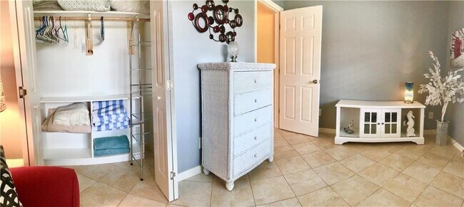 Building Photo - 2/2 Annual in 55+ Community Available May