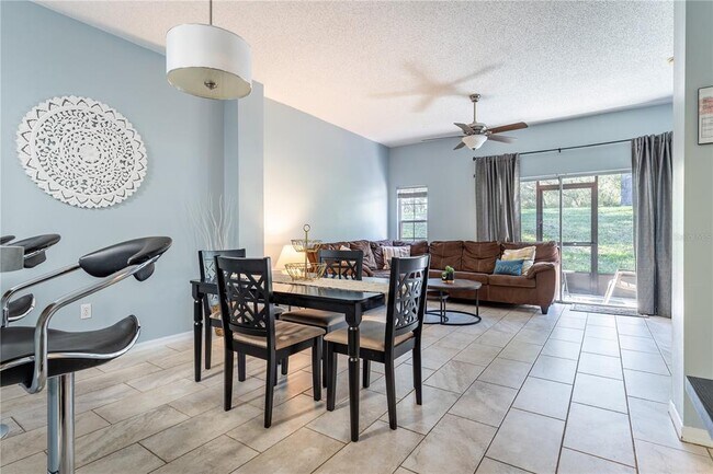 Building Photo - 2728 Sun Key Pl