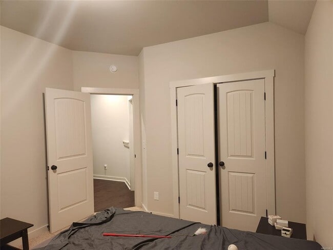 Building Photo - 292 Hedgefield Dr
