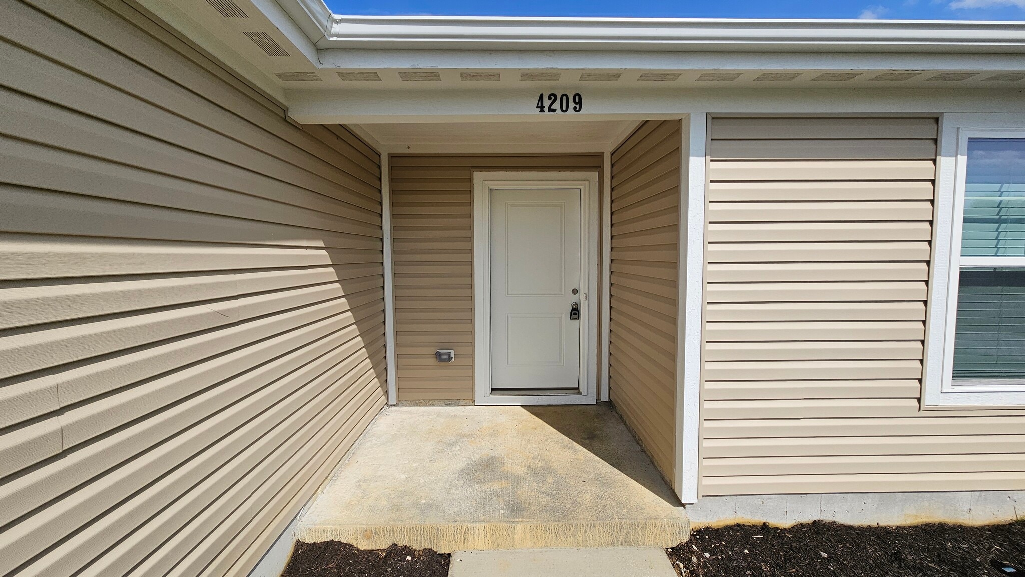 Front Entrance - 4209 Tingle Dr
