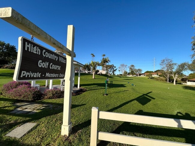 Building Photo - 55+ Age Restricted Community- 2 Bed/2 Bath Encinitas