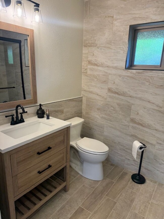 Building Photo - Hacienda Carmel, Remodeled One Bedroom Ava...