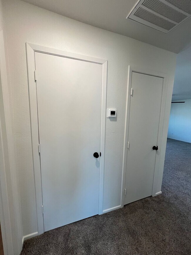 Building Photo - BRAND NEW 3 BEDROOM HOME!