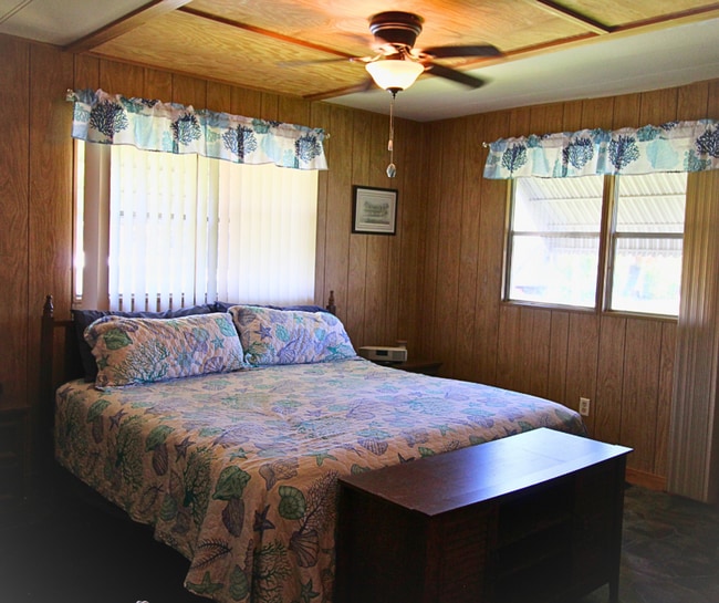 Building Photo - Waterfront Short-Term Rental – Fully Furnished | 3 Bed, 2 Bath | $1800/month