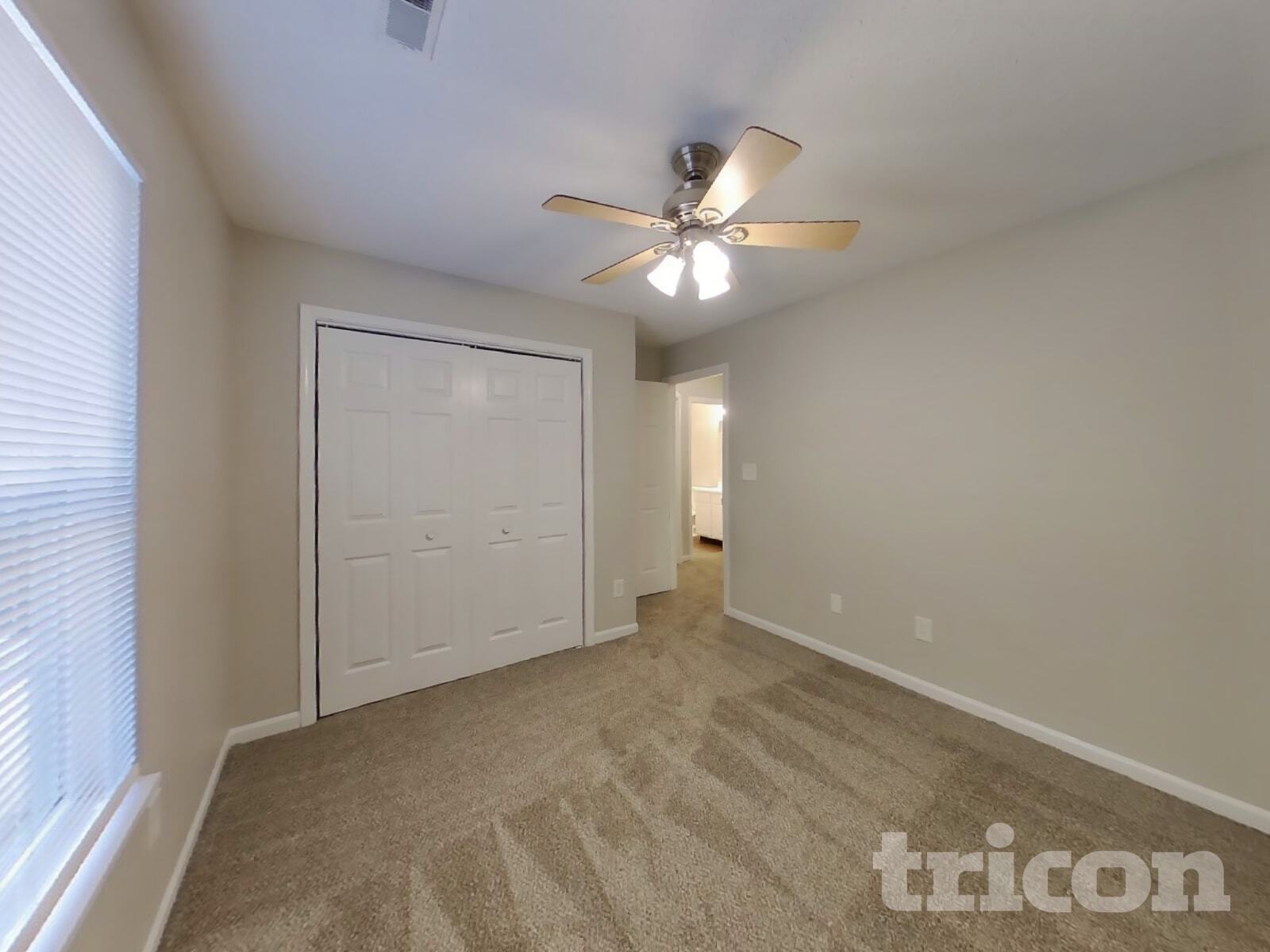 Building Photo - 9225 Dry Creek Dr