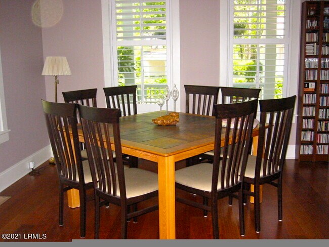 Building Photo - 31 Porcher Pinkney