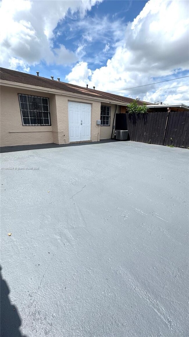Building Photo - 4122 NW 181st Terrace