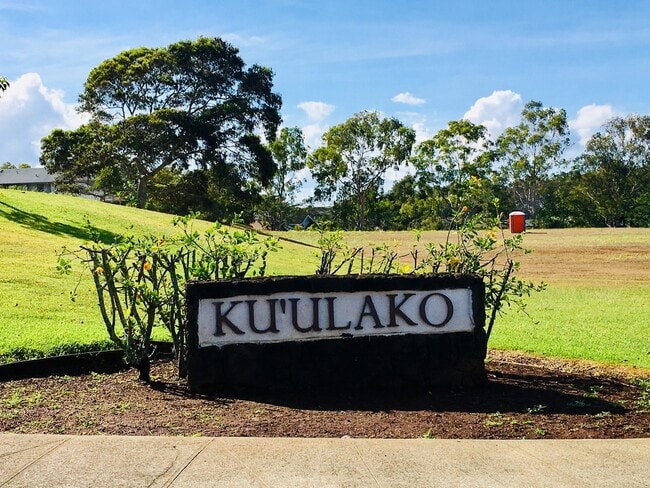 Building Photo - 3 bedroom Corner Unit at Kuulako Available June 23rd