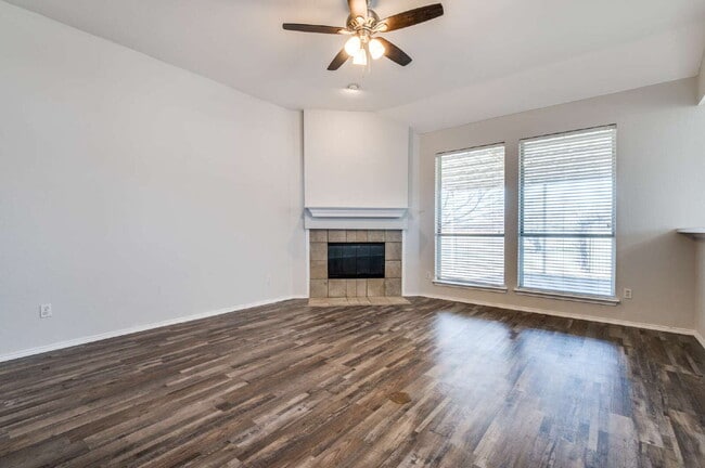 Building Photo - Beautiful 4BD Home with Pond Views & Covered Patio