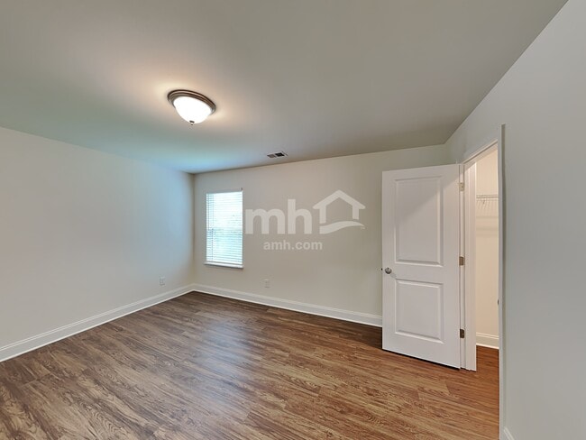 Building Photo - 6188 Bridlewood Ln