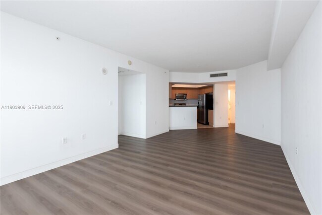 Building Photo - 140 S Dixie Hwy