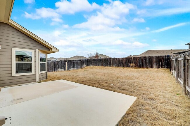 Building Photo - 212 Durata Dr