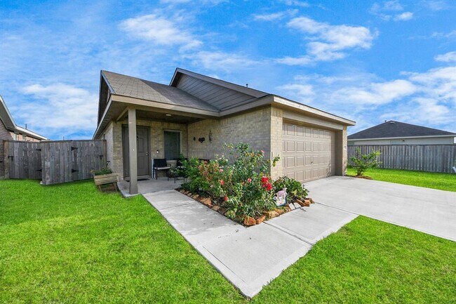 Building Photo - 7319 Clover Chase Dr