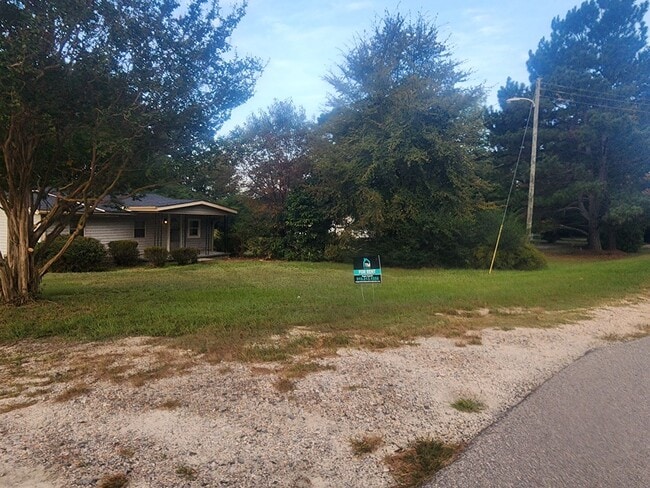 Building Photo - Charming Rural Retreat in Louisburg, NC