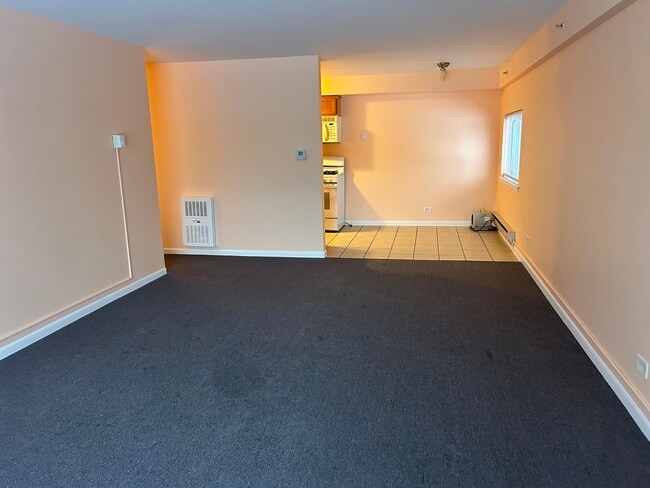 Building Photo - 1845 White Chapel Dr