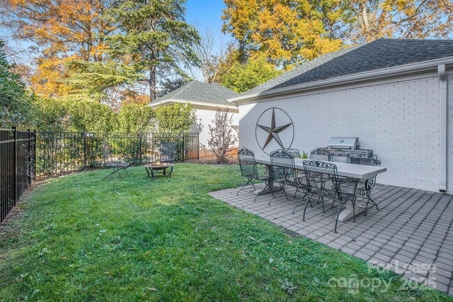 Building Photo - 407 Louise Ave