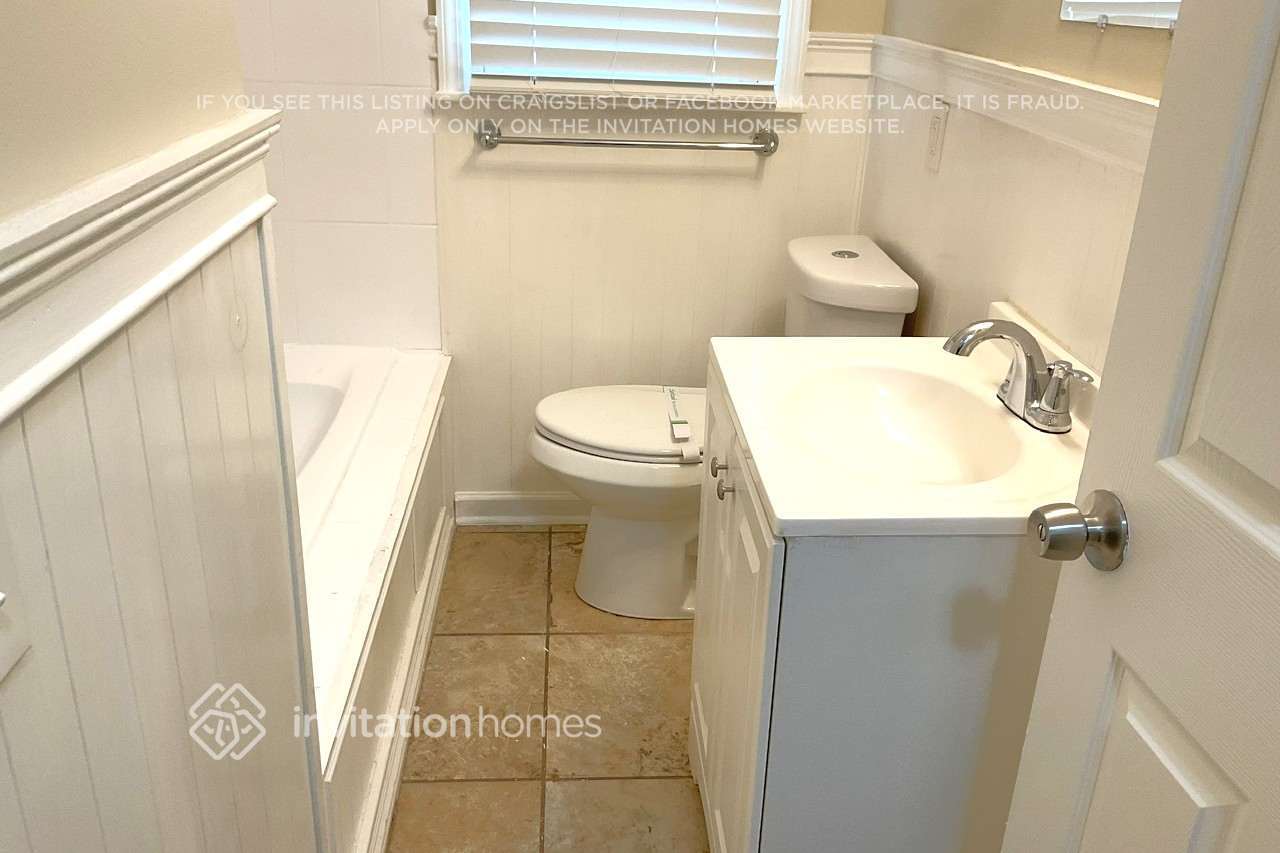 Building Photo - 3031 Remington St