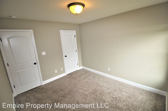 Building Photo - 3 br, 2 bath House - 10 Buckeye Lane