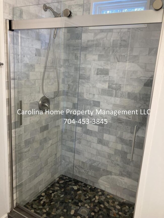 Building Photo - 7487 Pilot Cove Ct