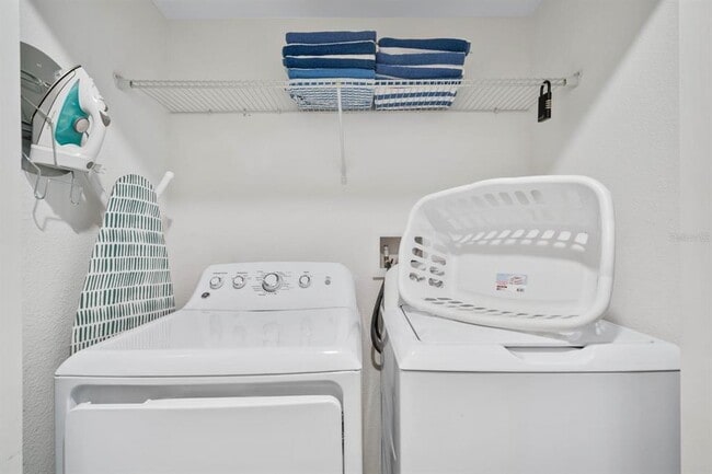 Building Photo - 900 Pebble Beach Dr