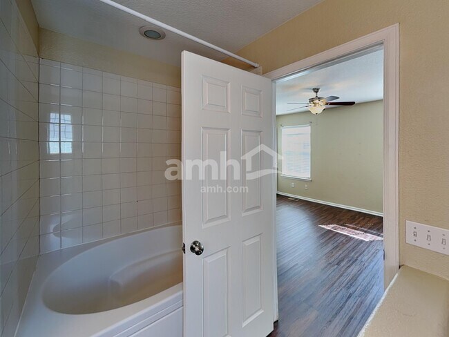 Building Photo - 19663 E 49th Ave