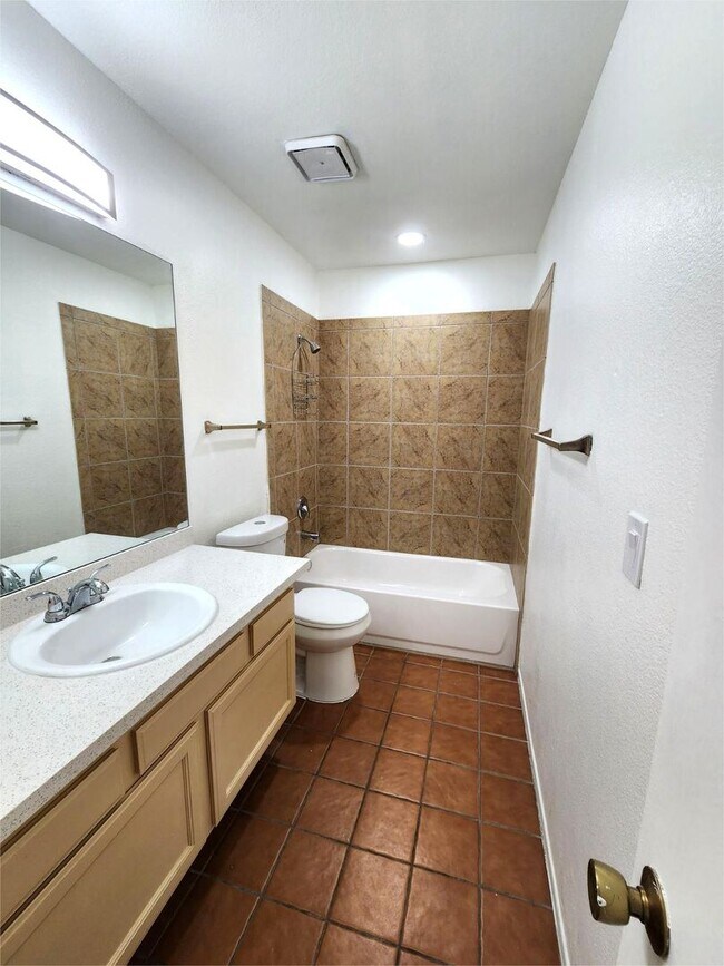 Building Photo - Updated 3 Beds, 2 Baths, 1,720 Sq Ft Home ...