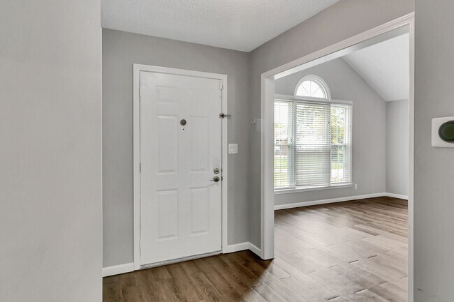 Building Photo - 900 Cimarron Ct