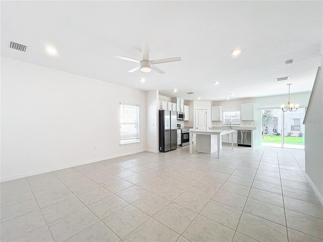 Building Photo - 3886 ACADEMIA Ave