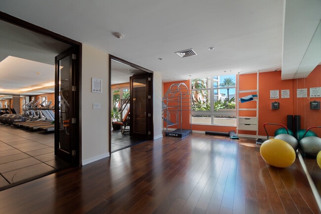 Building Photo - 550 Okeechobee Blvd