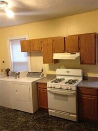 Building Photo - 59 Pontiac St