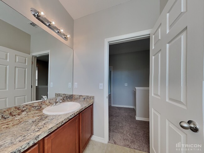 Building Photo - 14331 Alistar Manor Dr
