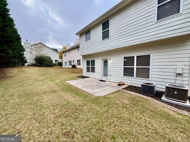 Building Photo - 345 Blackwood Ln