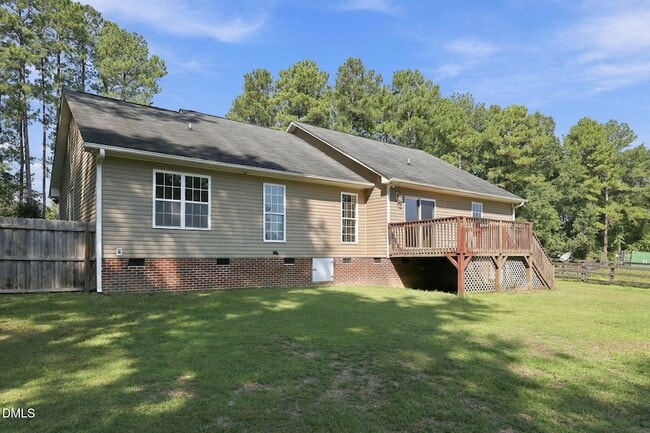 Building Photo - 570 Buchanan Rd
