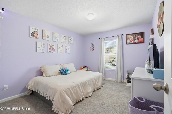 Building Photo - 12581 Creekside Mnr Dr