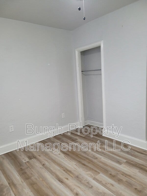 Building Photo - 2607 Voelkel Ave