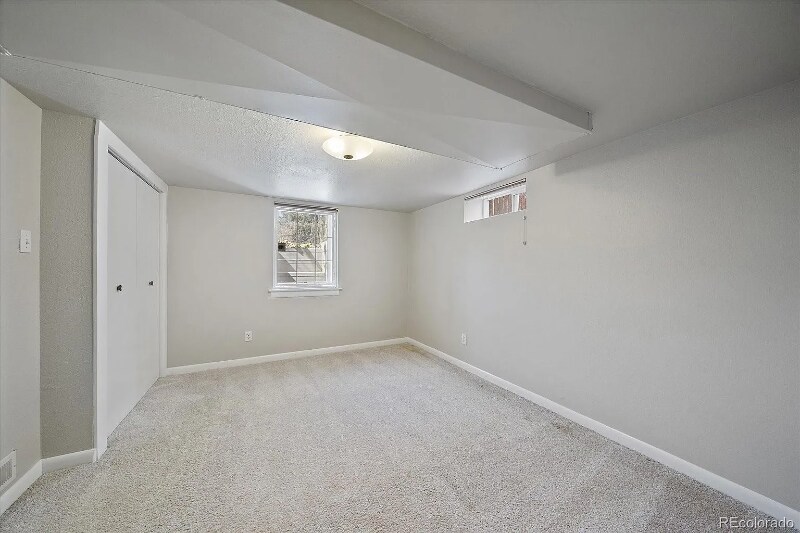 Building Photo - 761 Newport St