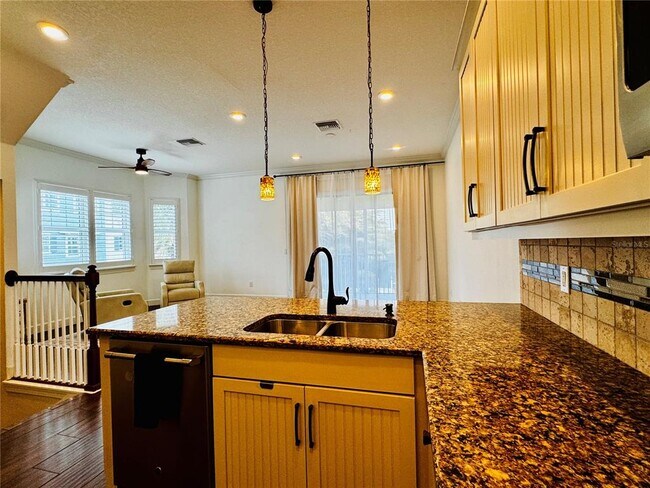 Building Photo - 3231 Nautical Pl S