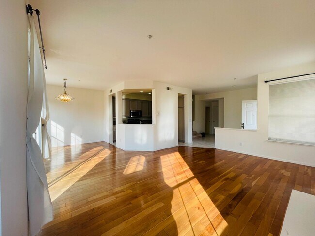 Building Photo - 596 Shoal Cir